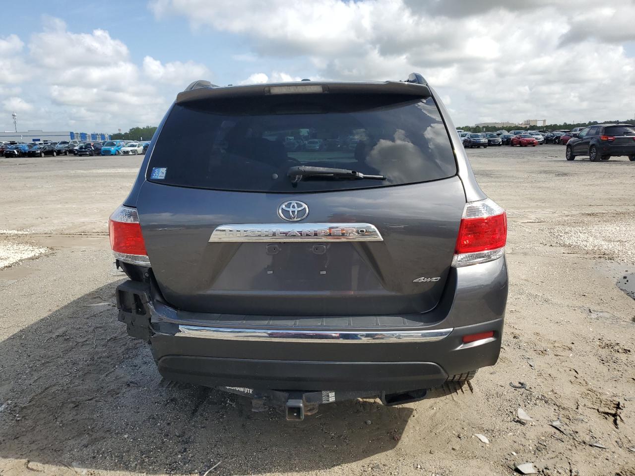 2011 Toyota Highlander Base VIN: 5TDBK3EH1BS065930 Lot: 63774504