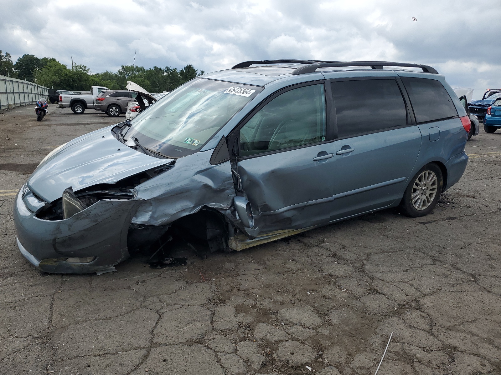 5TDZK22C59S260148 2009 Toyota Sienna Xle