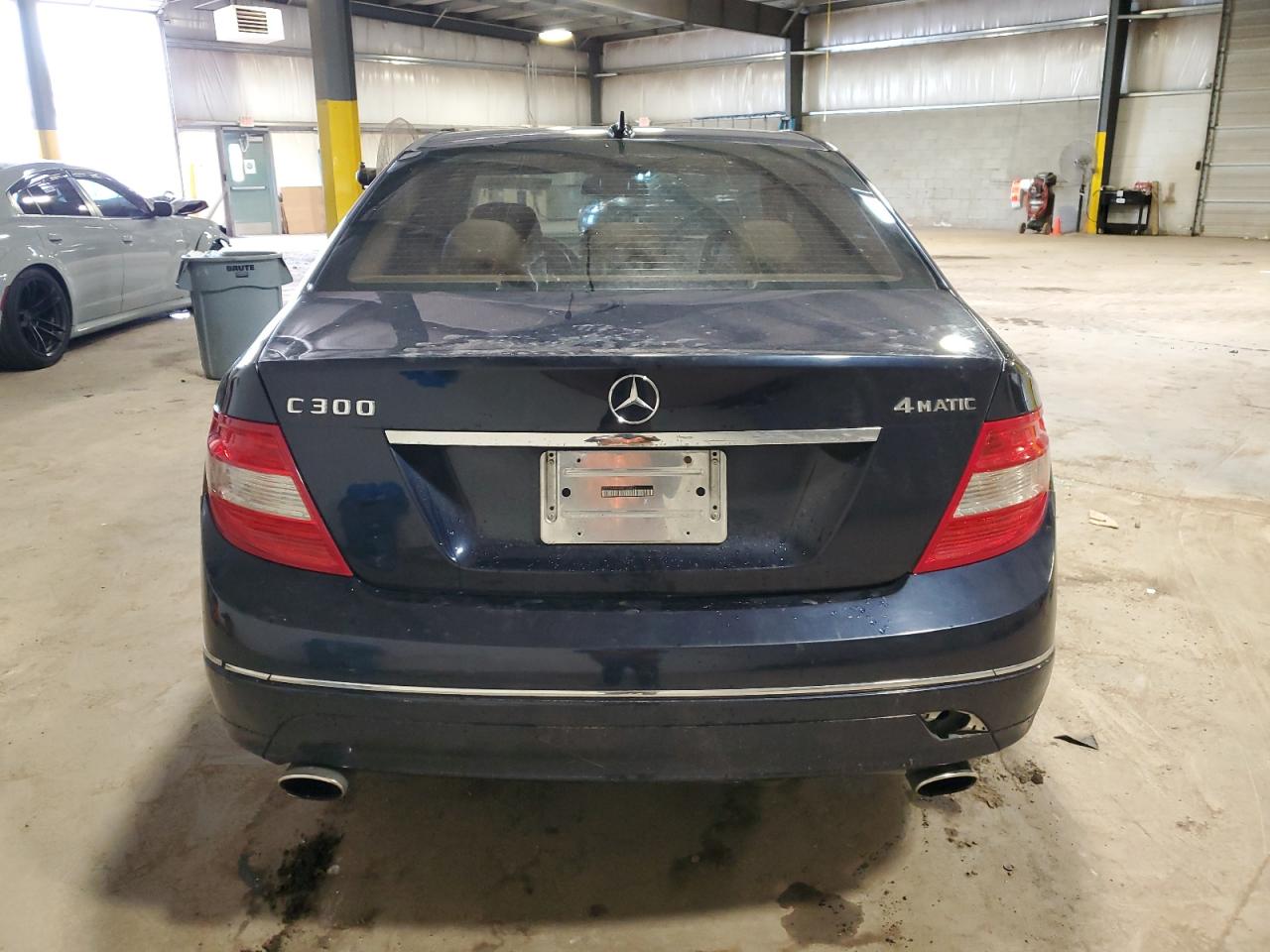 2011 Mercedes-Benz C 300 4Matic VIN: WDDGF8BB2BR139433 Lot: 64153044