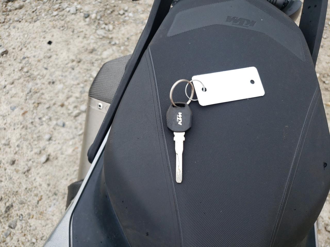 2019 Ktm 790 Duke VIN: VBKTU6400KM744898 Lot: 64473504