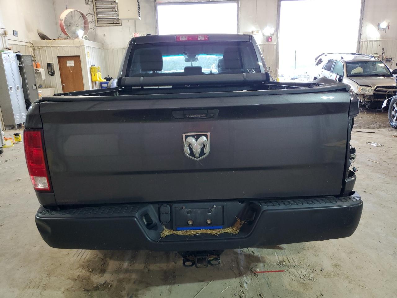 1C6RR6FTXGS374185 2016 Ram 1500 St