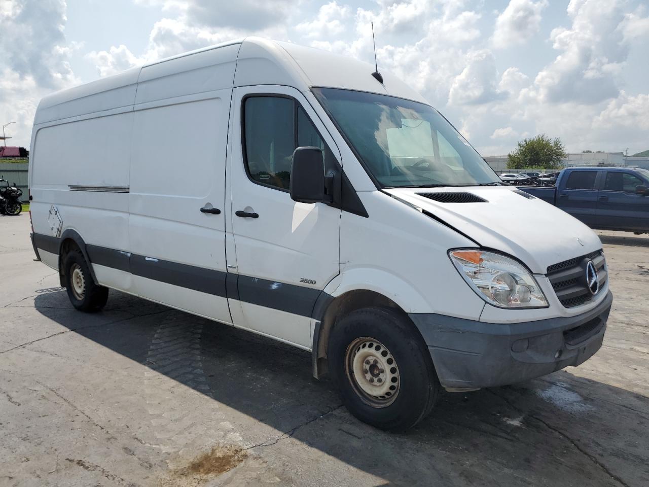 2012 Mercedes-Benz Sprinter 2500 VIN: WD3PE8CB2C5613220 Lot: 64482194