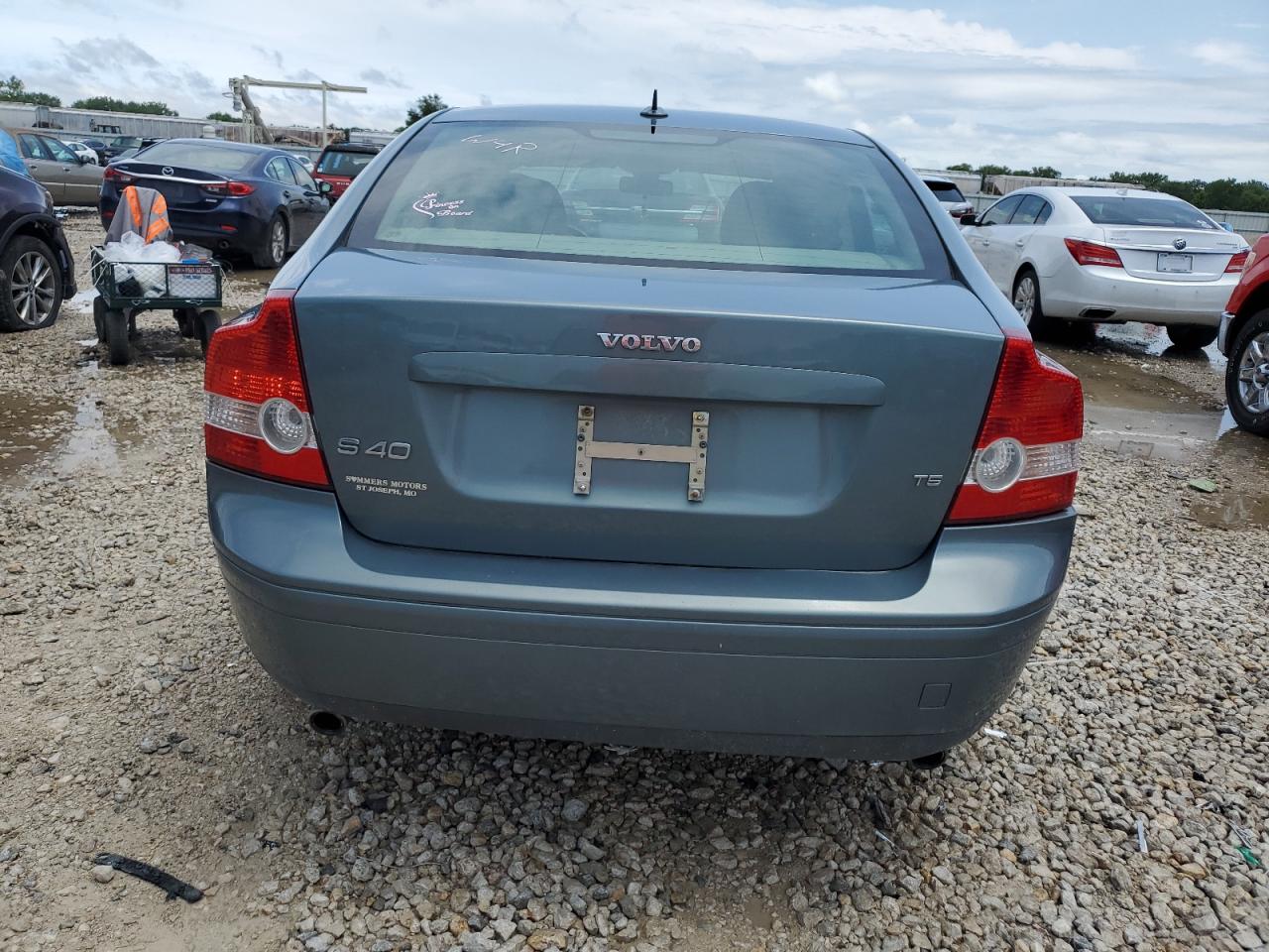 2005 Volvo S40 T5 VIN: YV1MS682452074645 Lot: 60956094