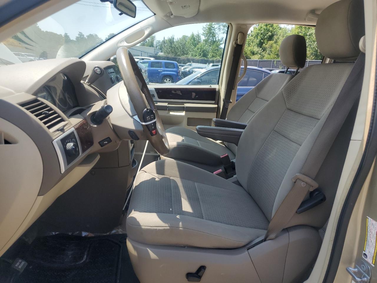 2010 Chrysler Town & Country Touring VIN: 2A4RR5D13AR189693 Lot: 63511784