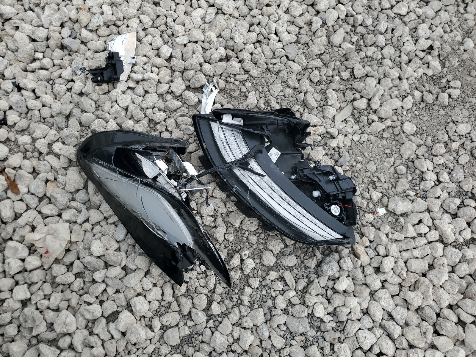 5YJYGDEE9MF063972 2021 Tesla Model Y