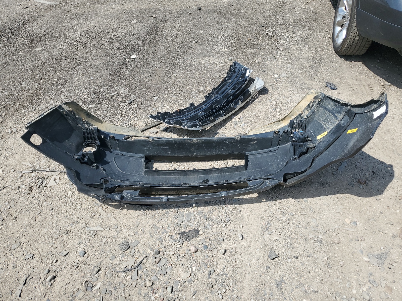 1FM5K8D83FGA13271 2015 Ford Explorer Xlt