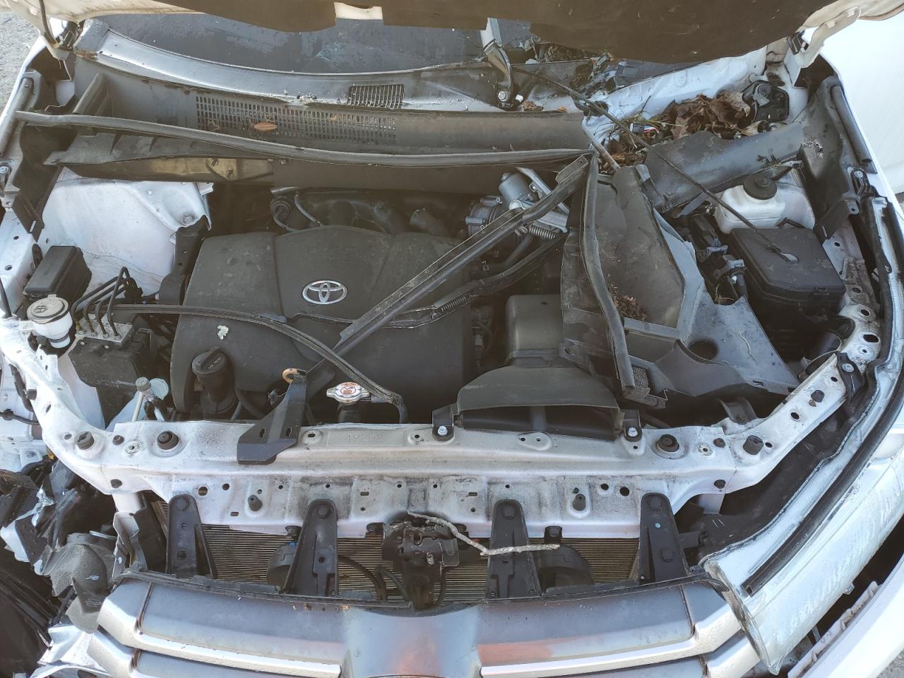 2019 Toyota Highlander Le VIN: 5TDZZRFH4KS364226 Lot: 65031454