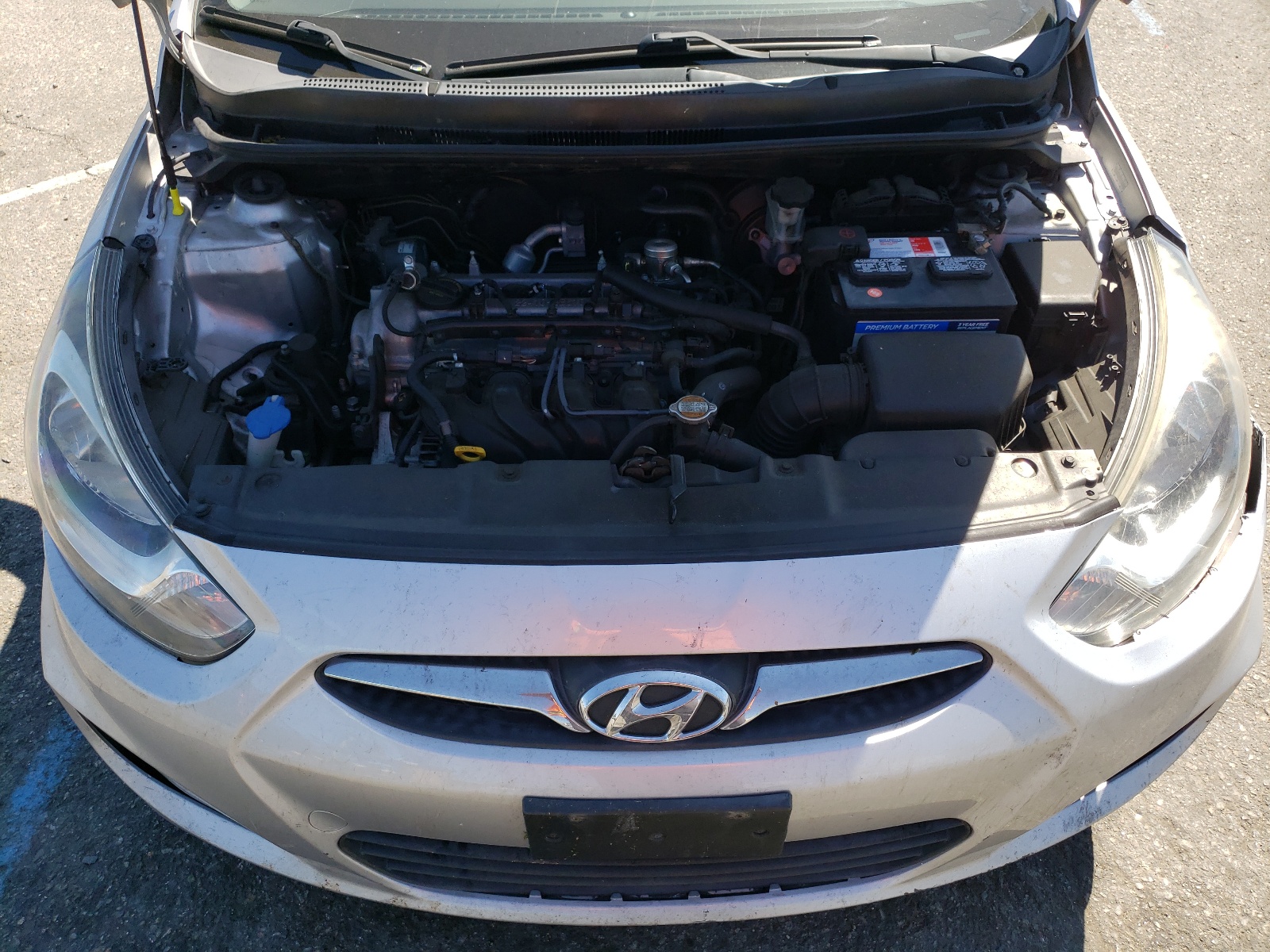 KMHCU5AE5CU004451 2012 Hyundai Accent Gls