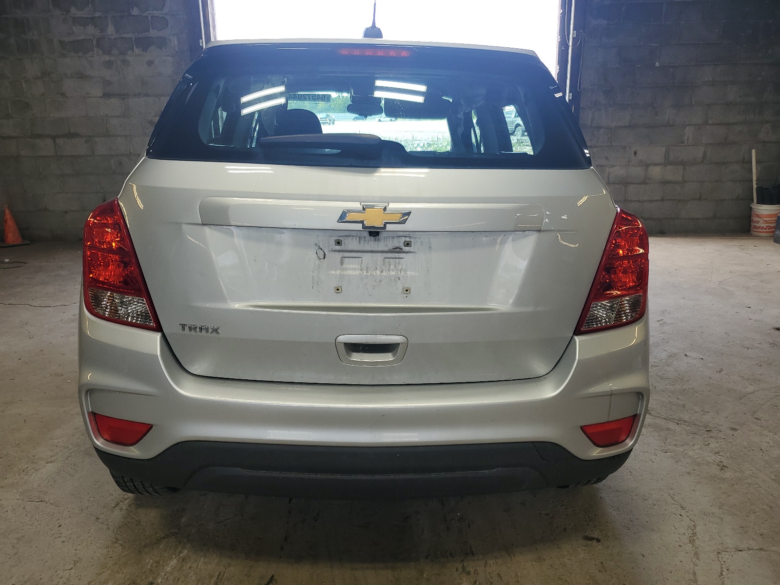 3GNCJKSB9KL404268 2019 Chevrolet Trax Ls
