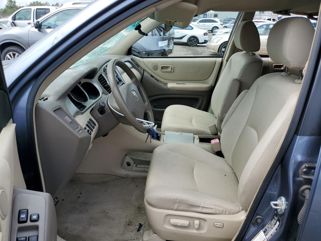 2004 Toyota Highlander Base VIN: JTEDP21A040037986 Lot: 64744474