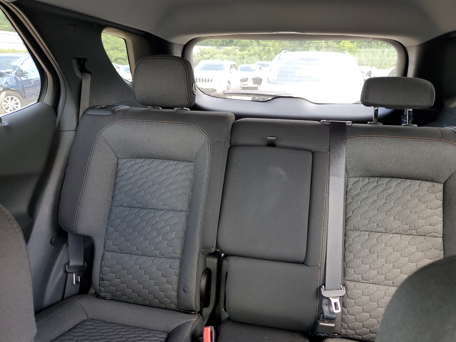 2GNAXUEV8K6175495 2019 Chevrolet Equinox Lt