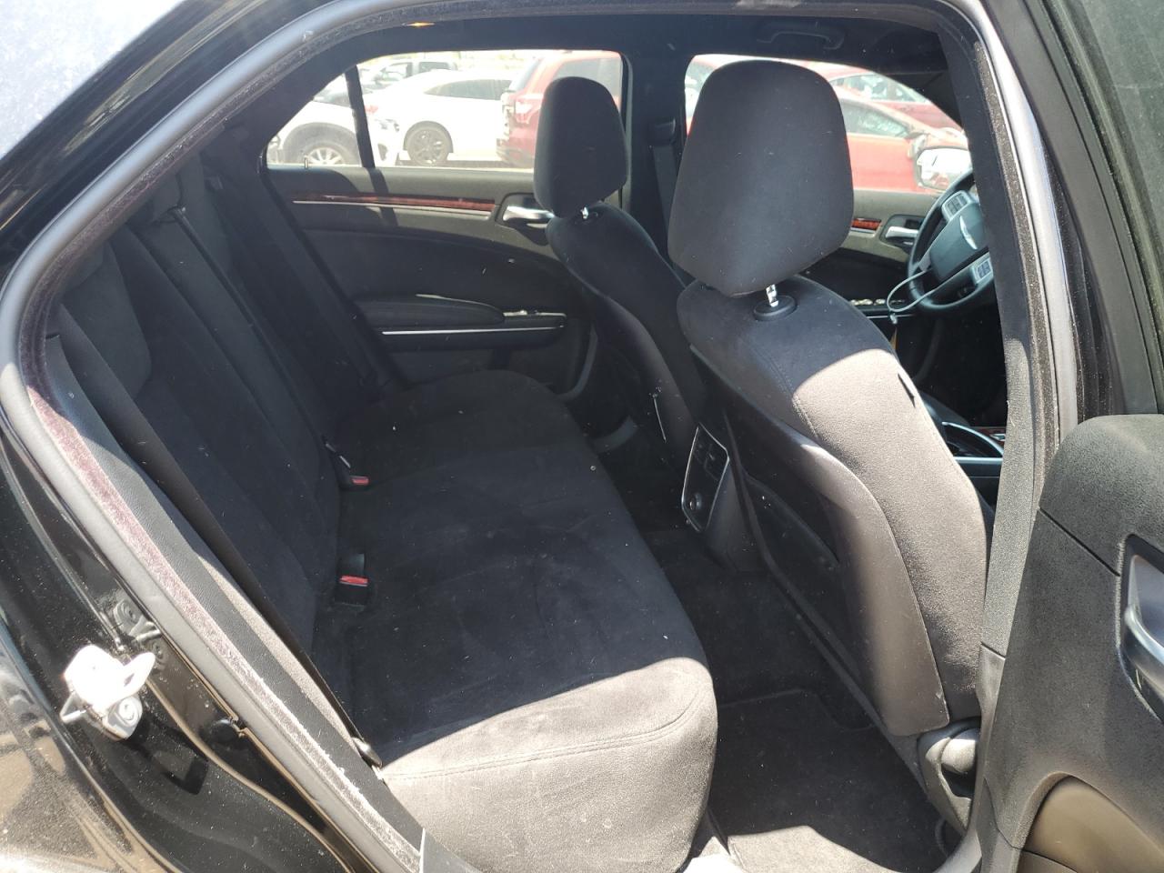 2012 Chrysler 300 VIN: 2C3CCAAG7CH104382 Lot: 61349514