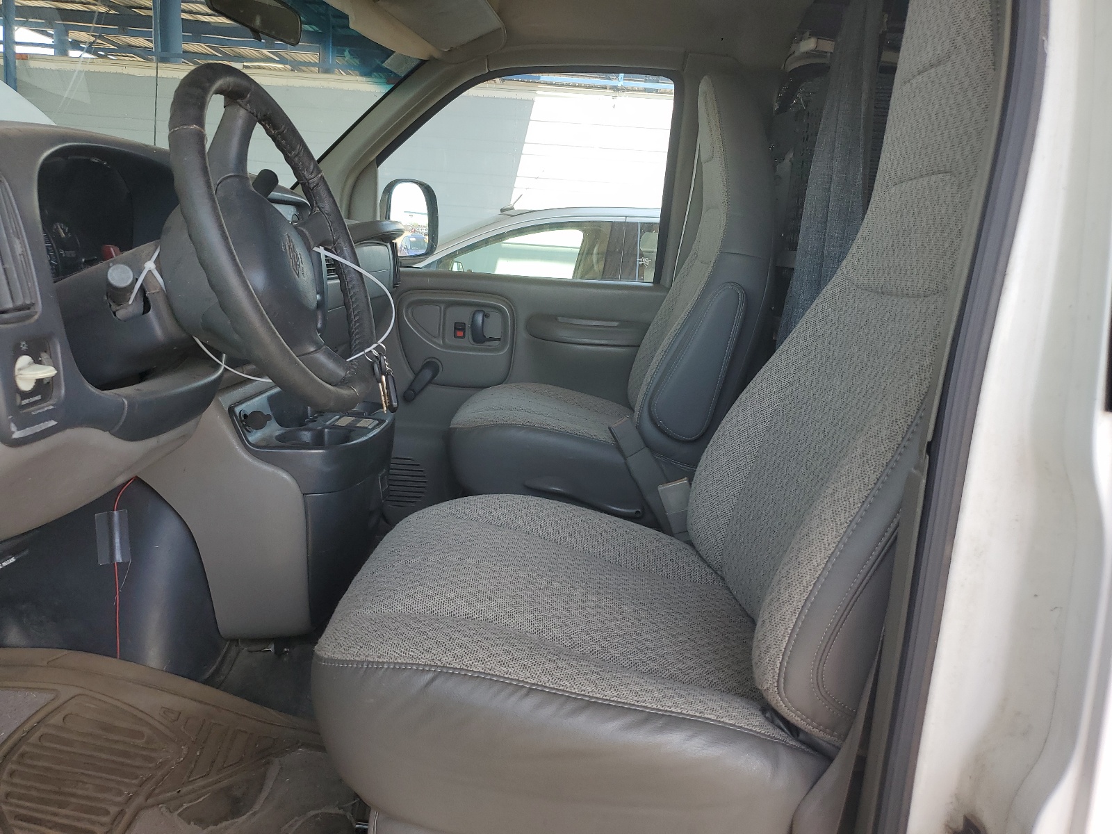 1GCHG39R3Y1250890 2000 Chevrolet Express G3500