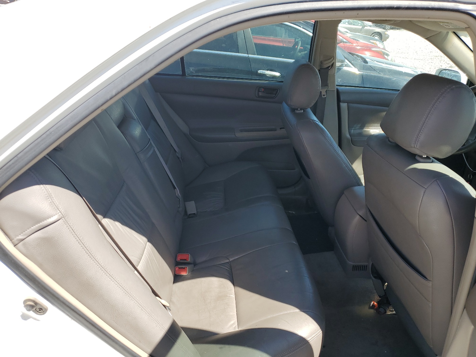 4T1BE32K63U185268 2003 Toyota Camry Le