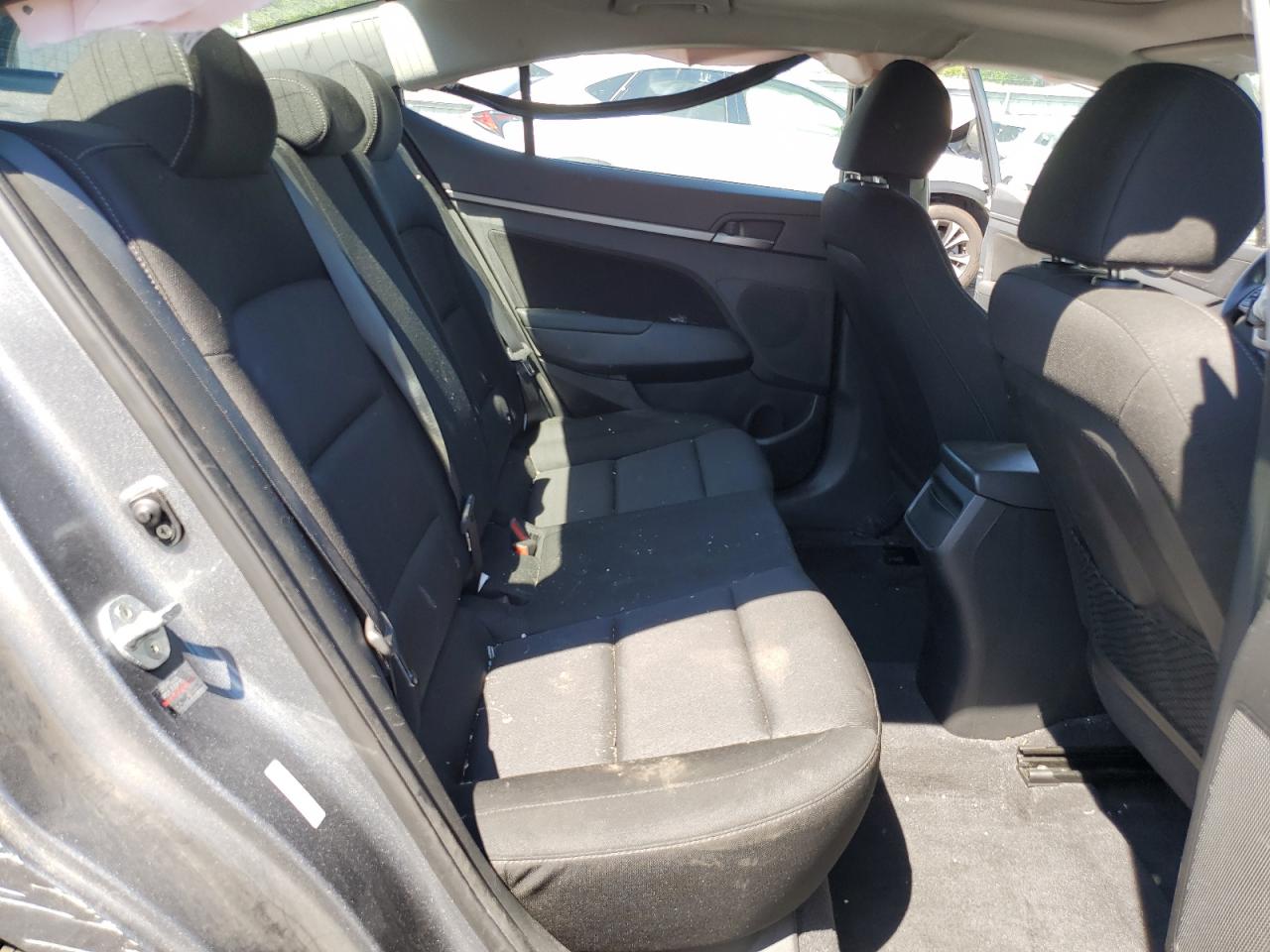 2018 Hyundai Elantra Sel VIN: KMHD84LF2JU567365 Lot: 61613504