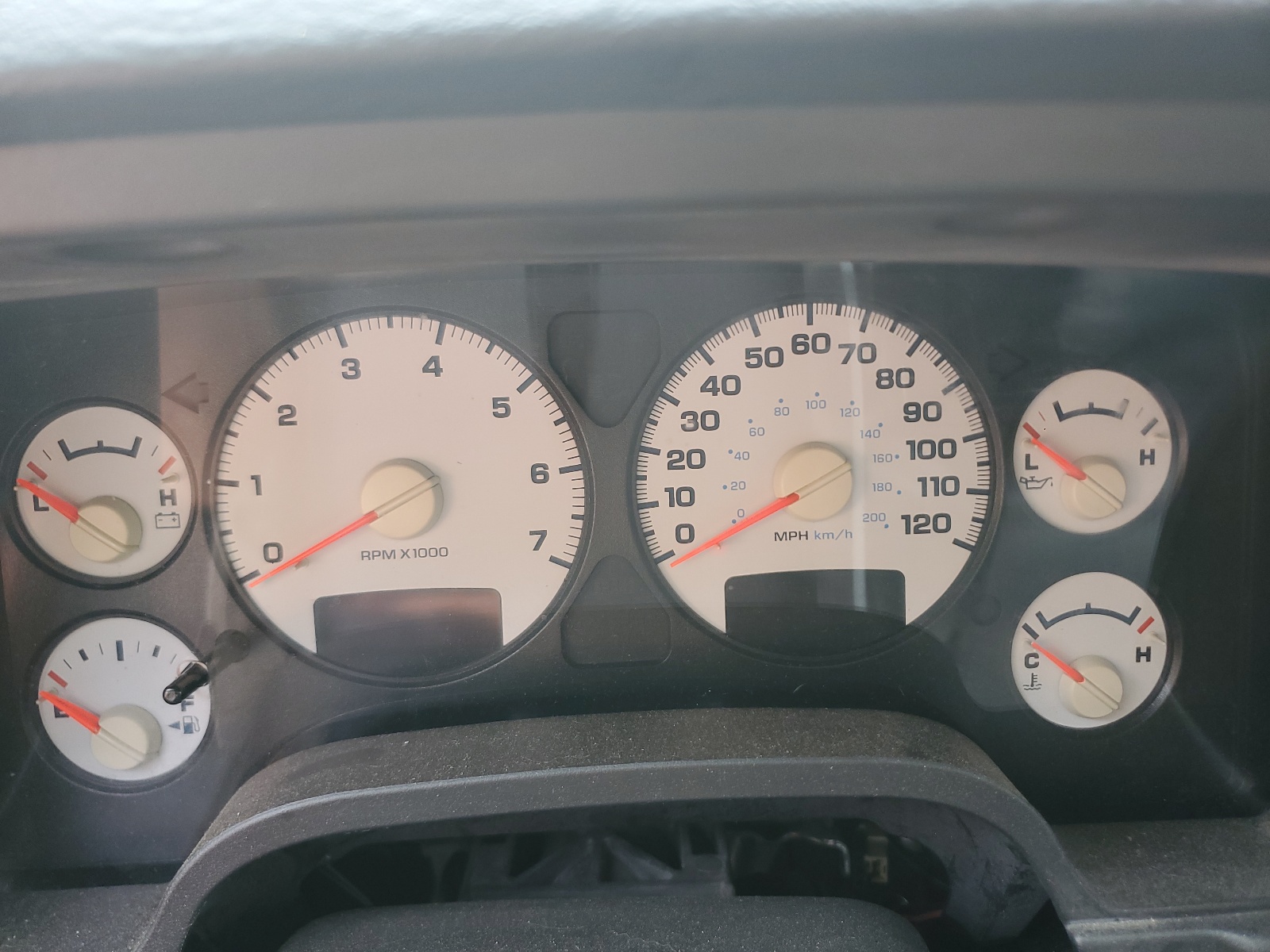 1D7HU18D54J203783 2004 Dodge Ram 1500 St