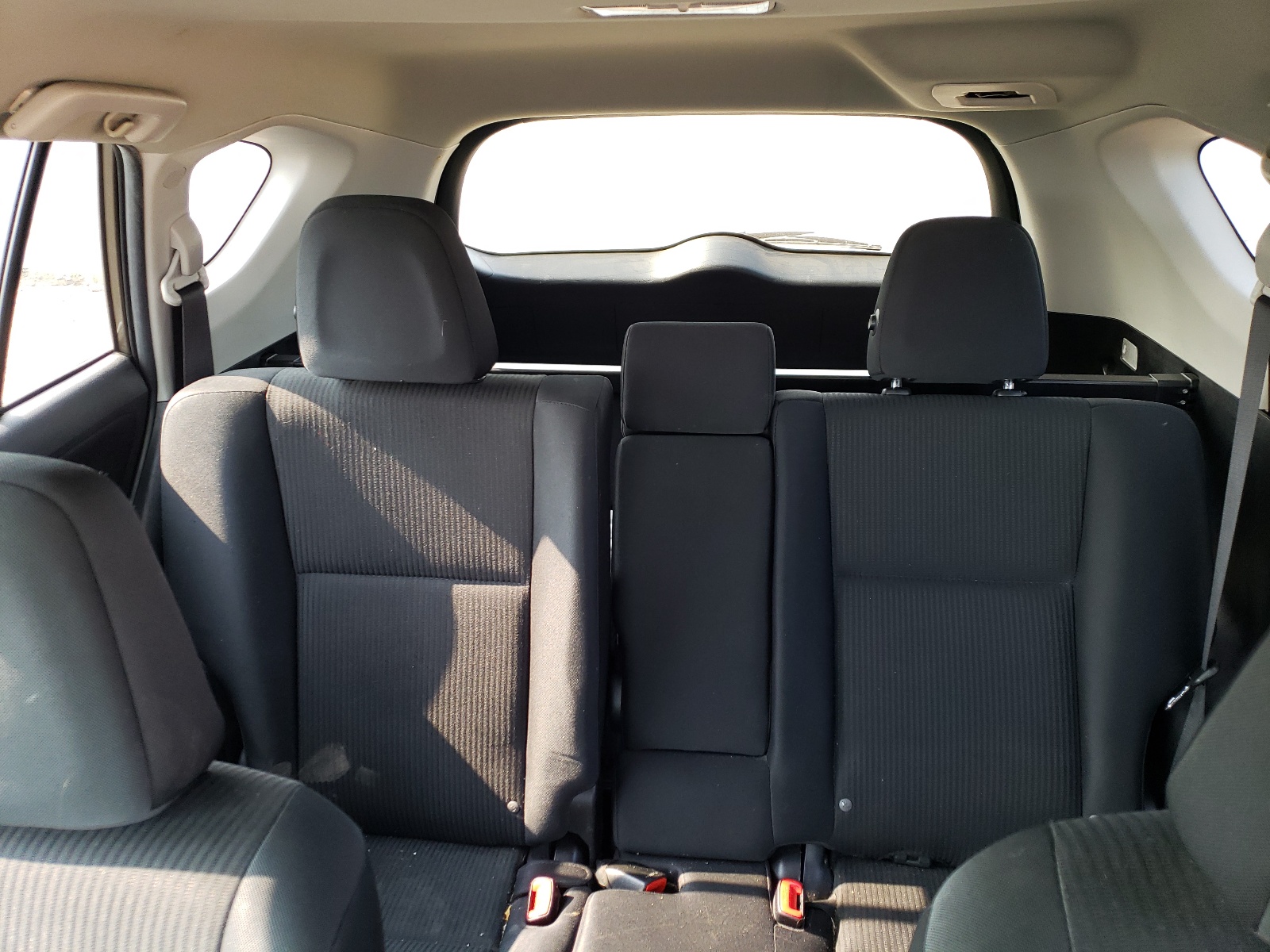 2T3BFREV6FW325515 2015 Toyota Rav4 Le