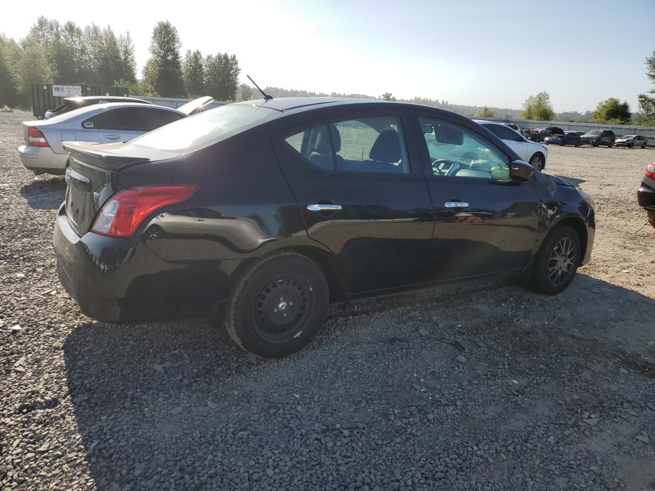 2018 Nissan Versa S VIN: 3N1CN7AP4JL881859 Lot: 62571254