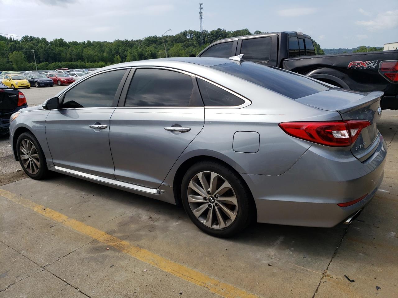 5NPE34AF1HH483813 2017 HYUNDAI SONATA - Image 2