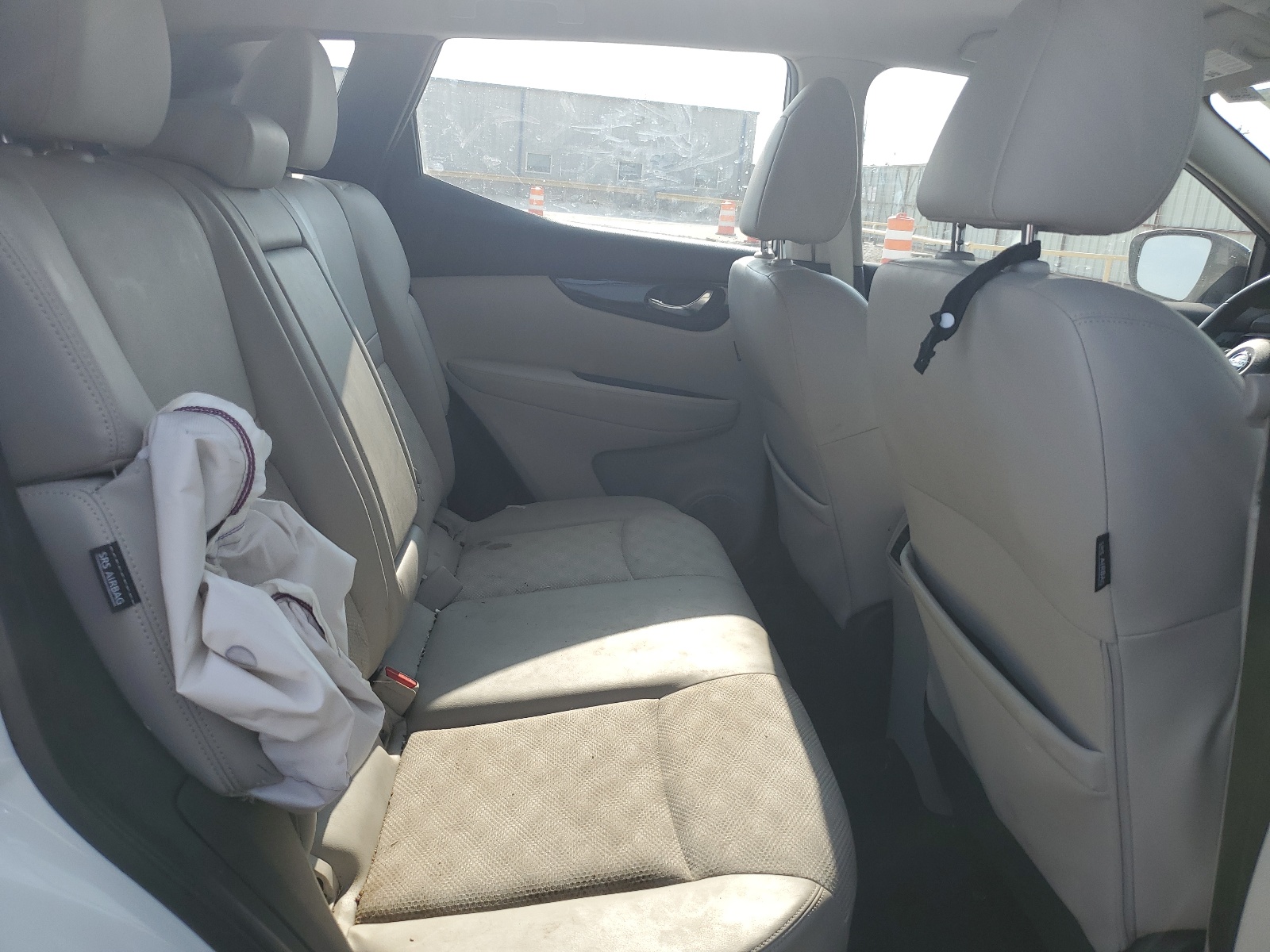 JN1BJ1BV8NW345515 2022 Nissan Rogue Sport Sv