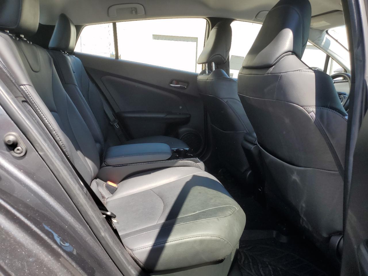 2018 Toyota Prius Prime VIN: JTDKARFP8J3094532 Lot: 63031844