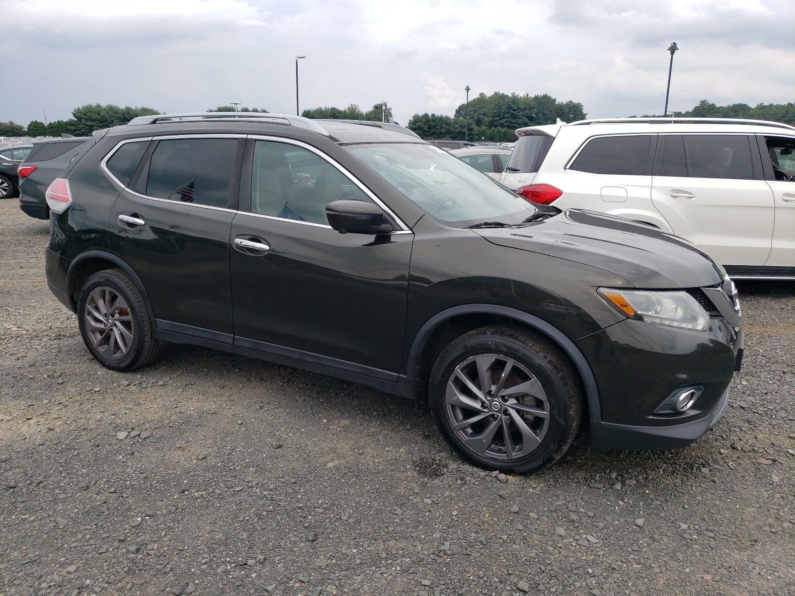 2016 Nissan Rogue S vin: 5N1AT2MV5GC855567