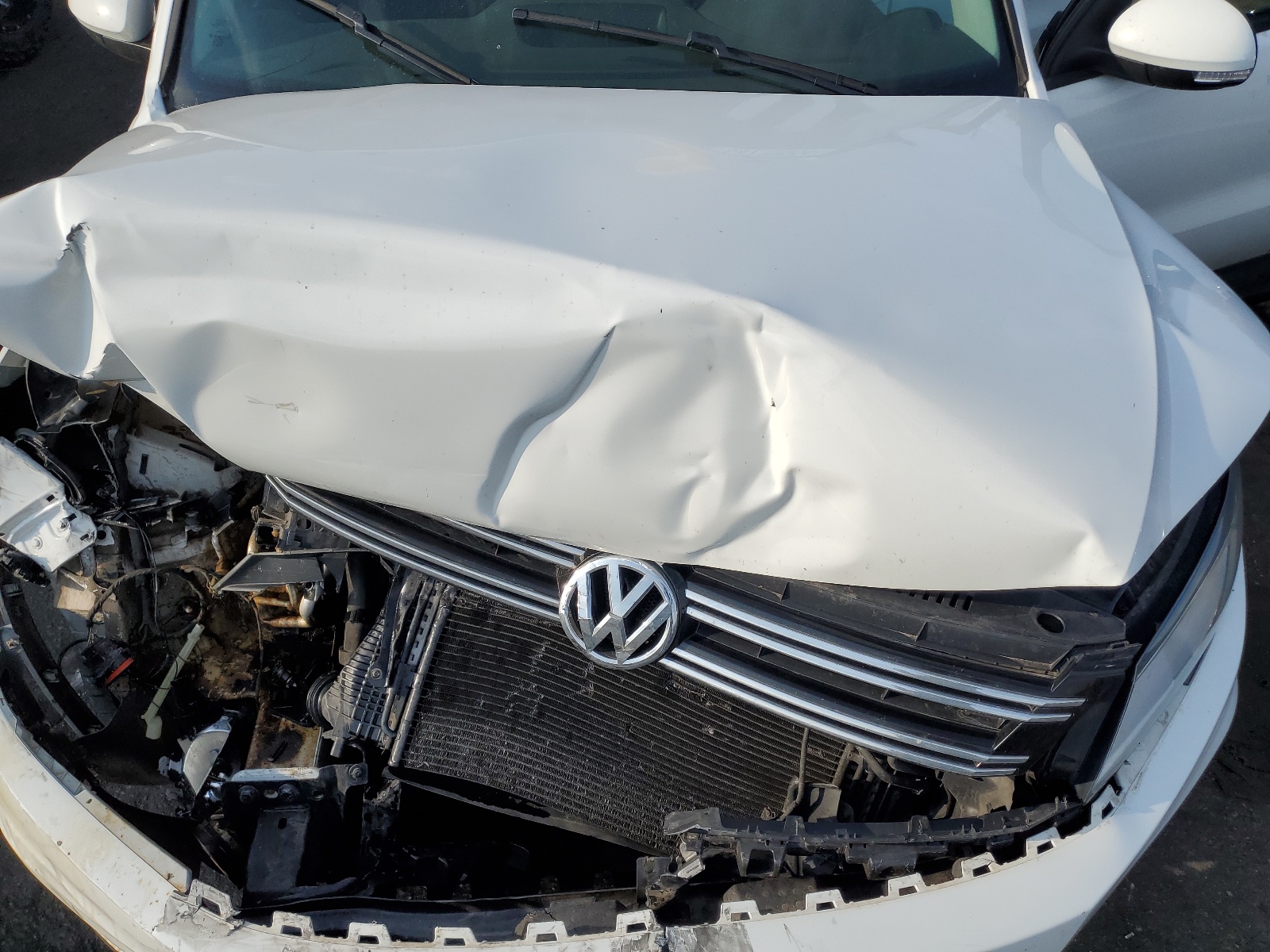 WVGBV7AX3HK052653 2017 Volkswagen Tiguan S