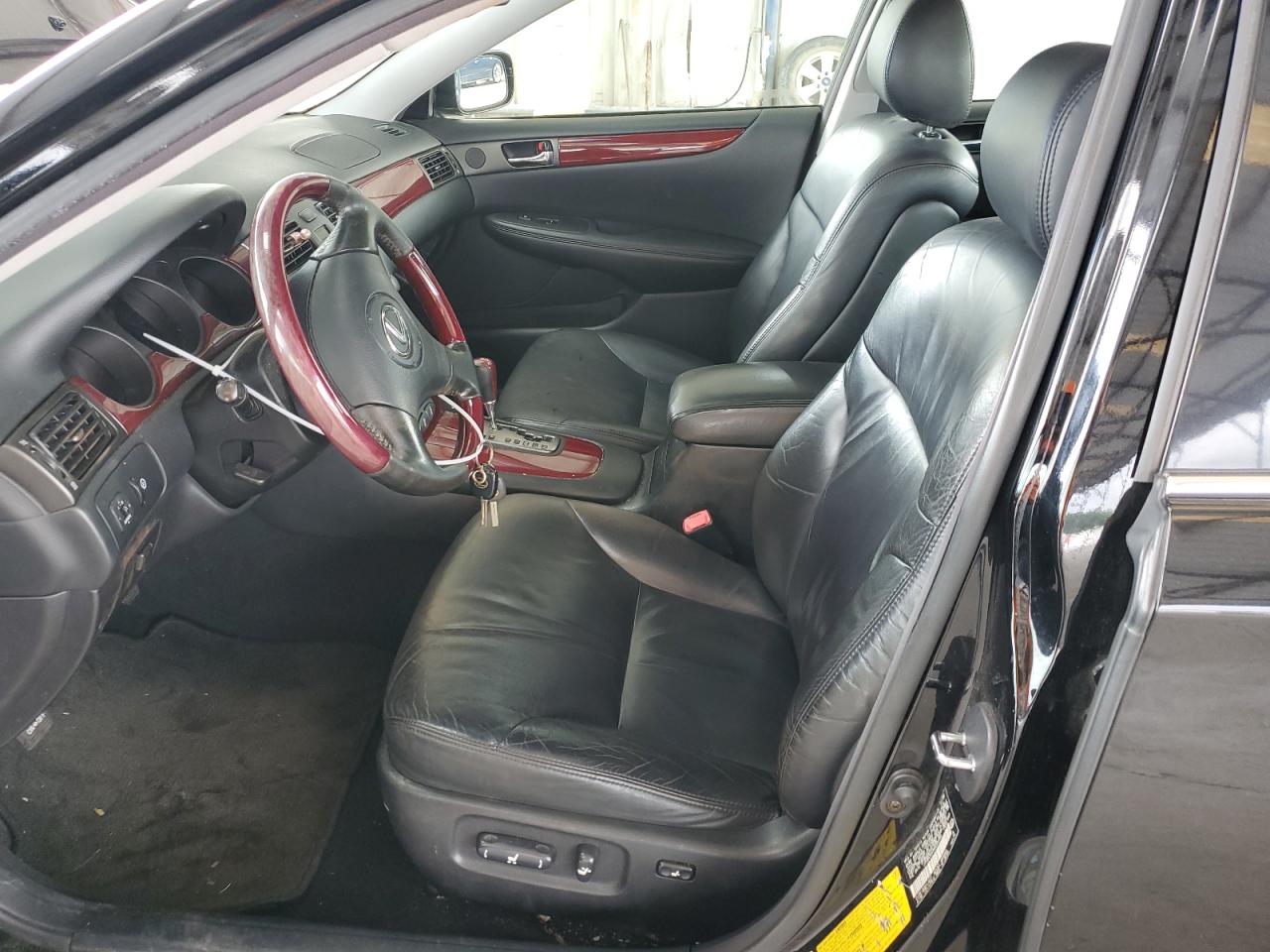 2004 Lexus Es 330 VIN: JTHBA30G445026998 Lot: 64217944