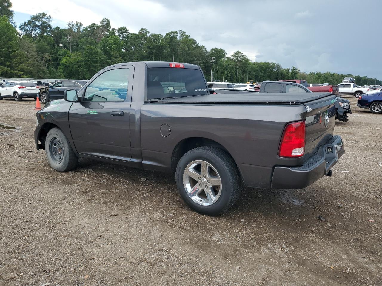 3C6JR6AG8HG592058 2017 Ram 1500 St