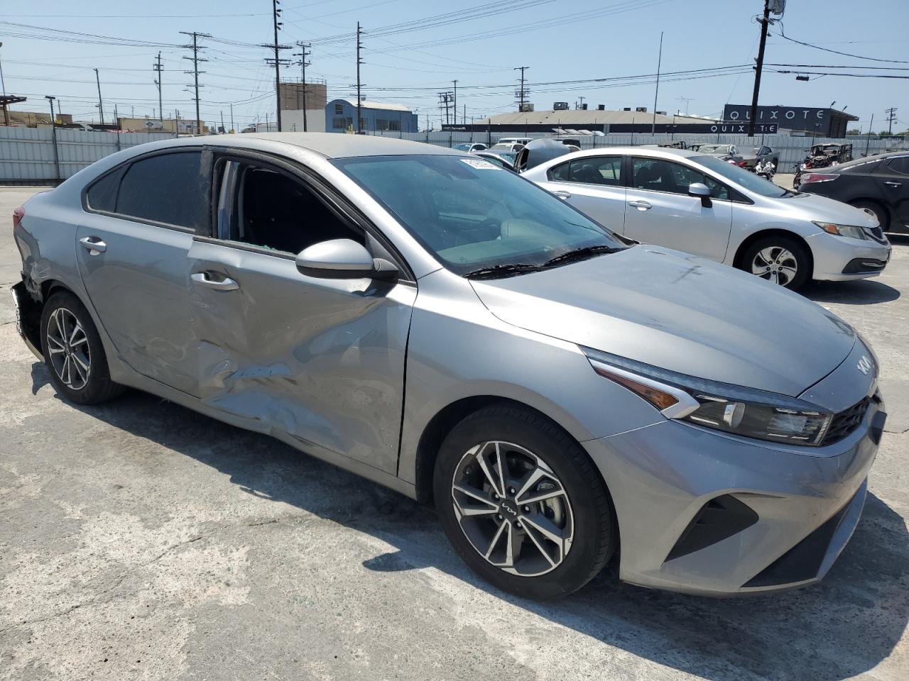 VIN 3KPF24AD8NE497634 2022 KIA FORTE no.4