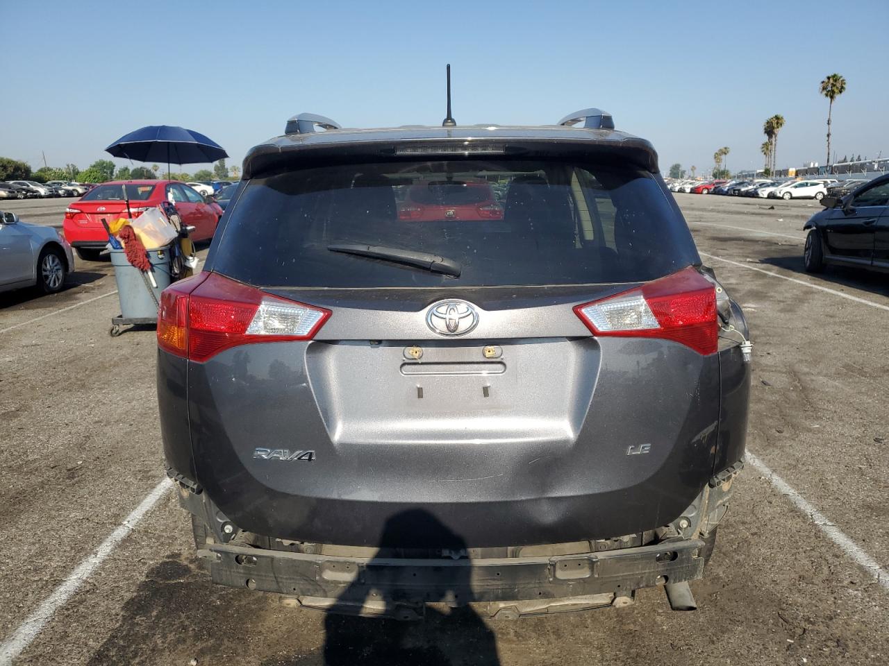 2015 Toyota Rav4 Le VIN: JTMZFREV0FD065124 Lot: 61827064