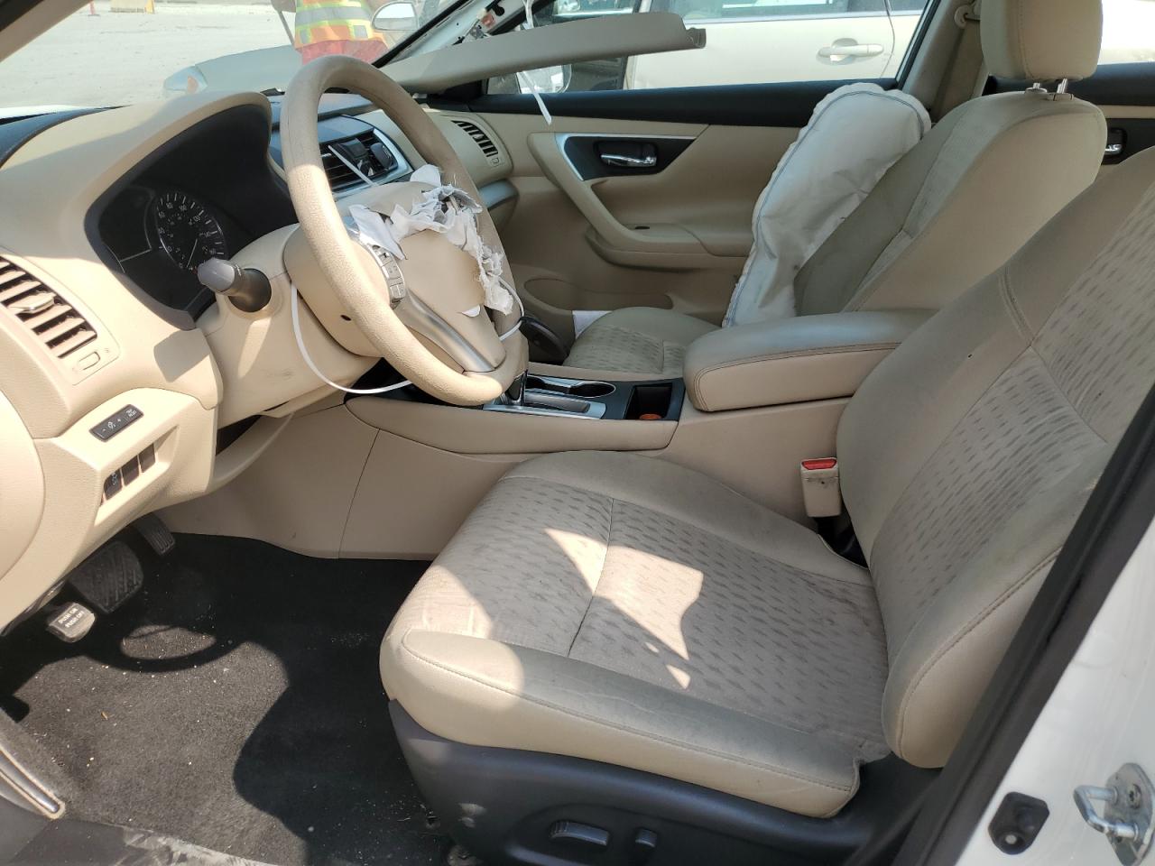 1N4AL3APXGN382372 2016 Nissan Altima 2.5