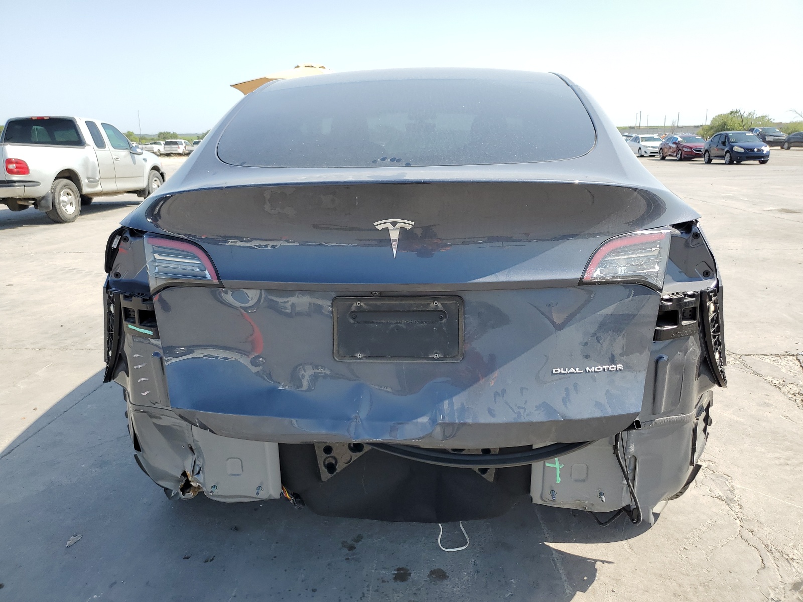 7SAYGDEE4NA005513 2022 Tesla Model Y