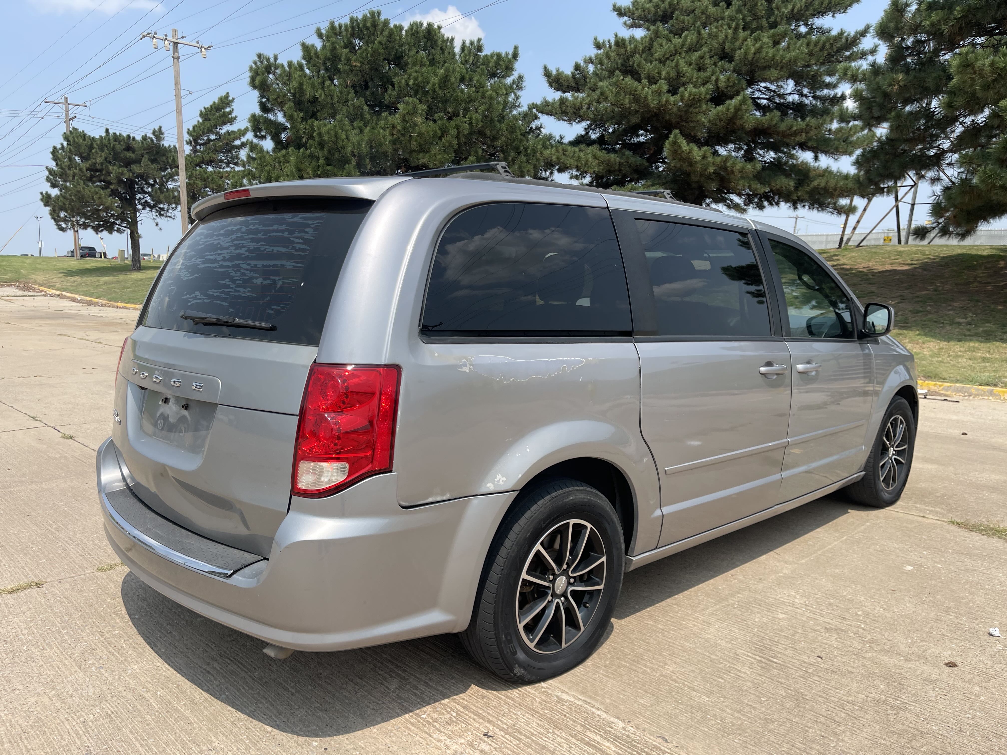 2017 Dodge Grand Caravan Gt vin: 2C4RDGEGXHR760979