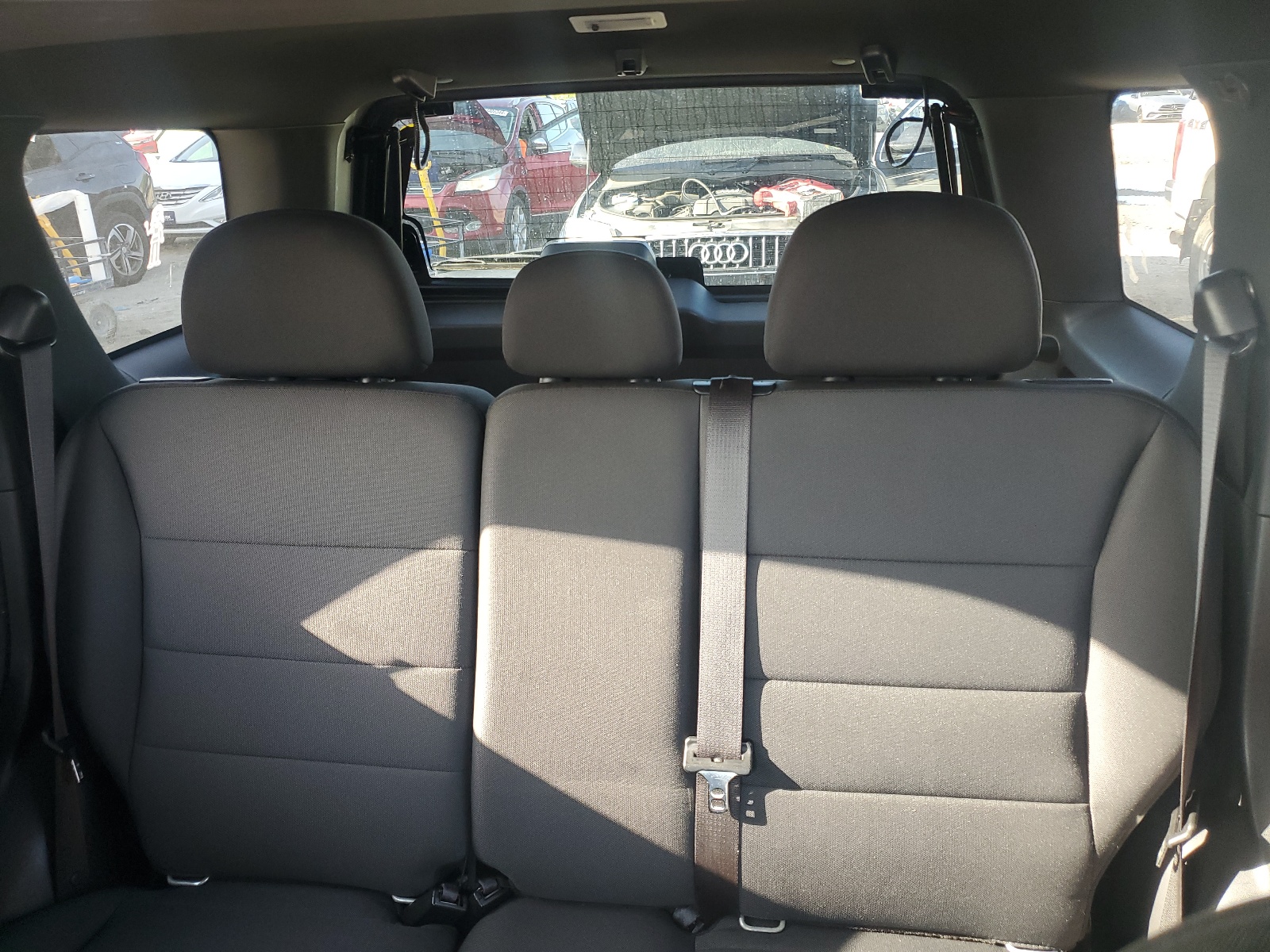 1FMCU0DG3AKC64534 2010 Ford Escape Xlt