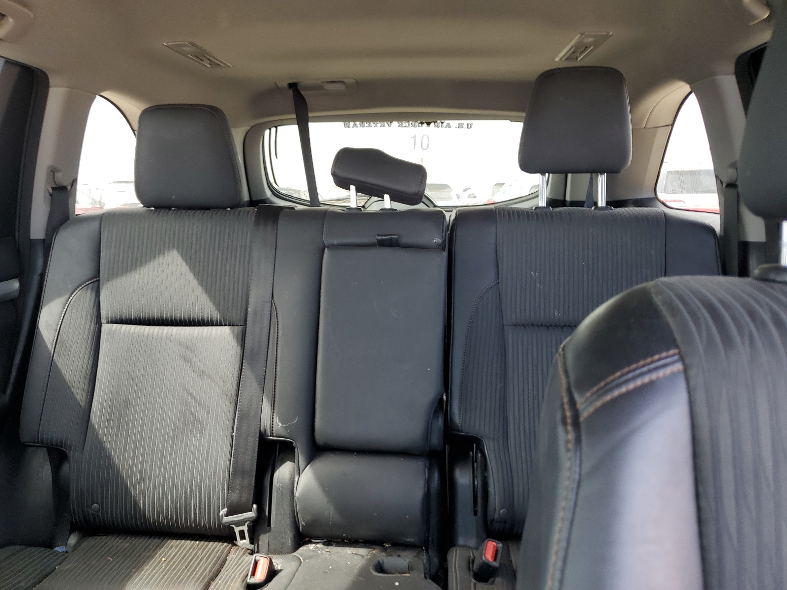 5TDZKRFH8FS118354 2015 Toyota Highlander Le