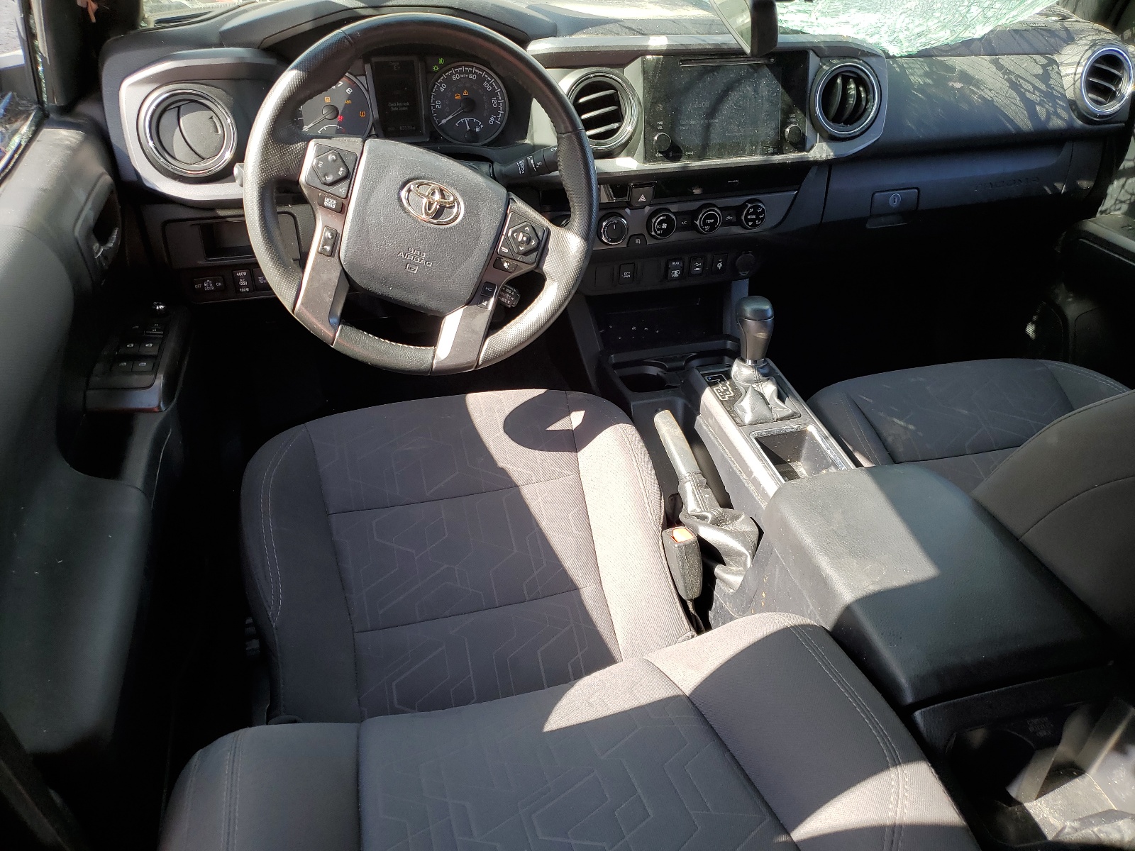 3TMCZ5AN3JM167171 2018 Toyota Tacoma Double Cab