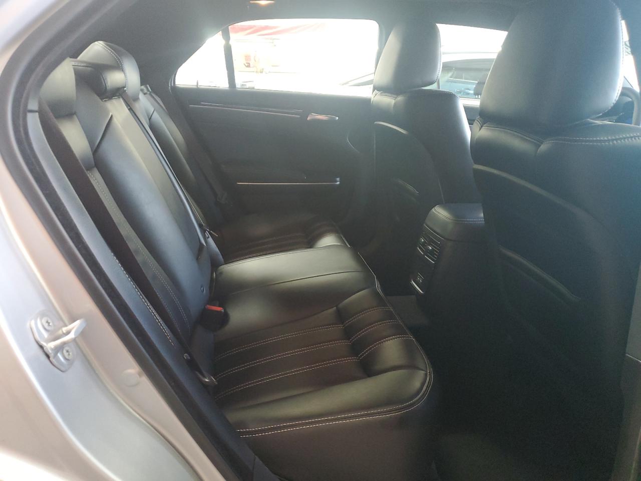 2023 Chrysler 300 S VIN: 2C3CCABG4PH561235 Lot: 62659884