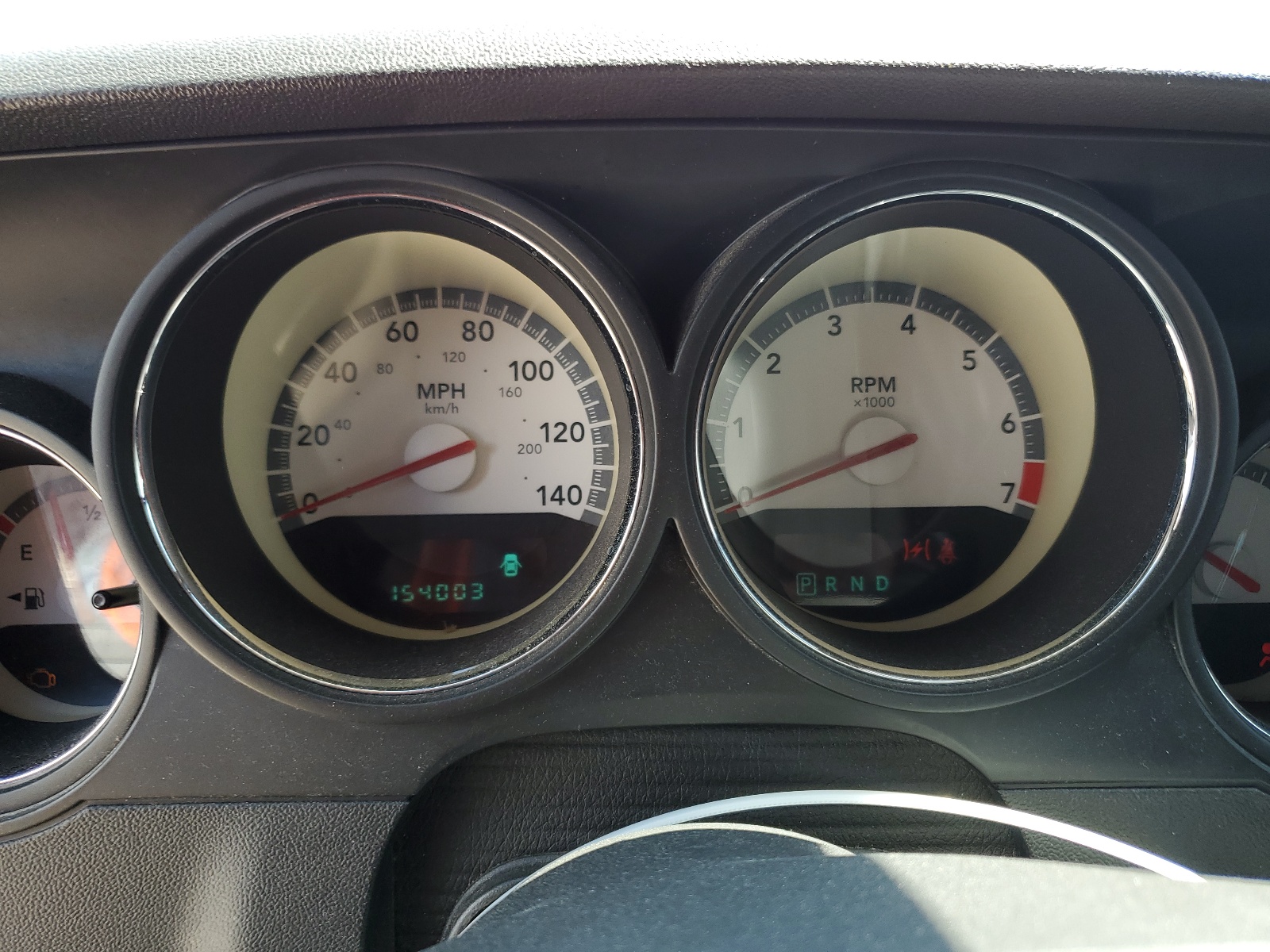 2B3CJ4DV8AH283804 2010 Dodge Challenger Se