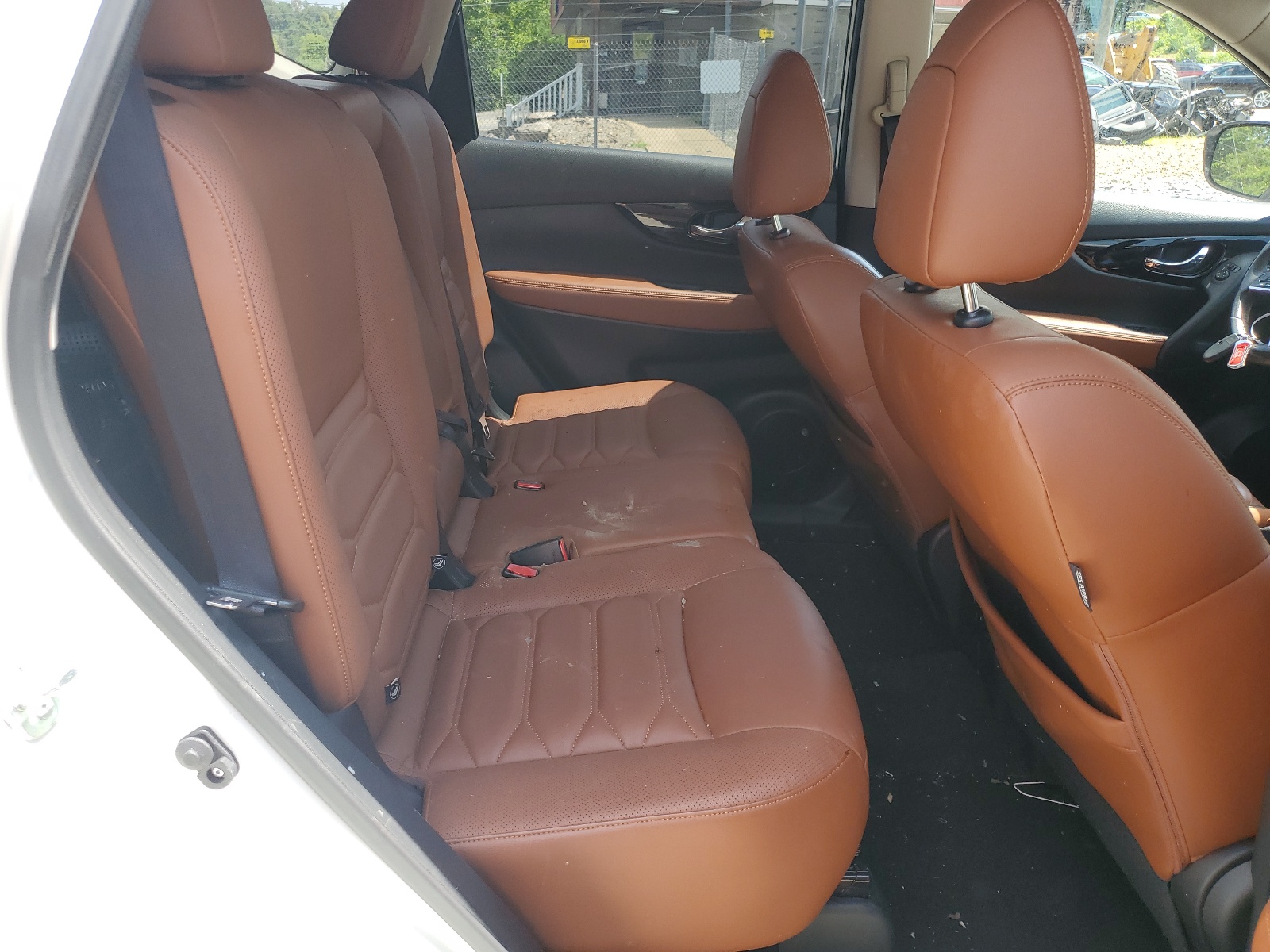 JN8AT2MVXJW318904 2018 Nissan Rogue S