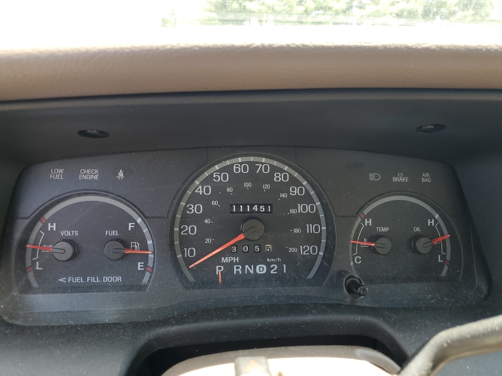 2FAFP74W6WX193140 1998 Ford Crown Victoria Lx