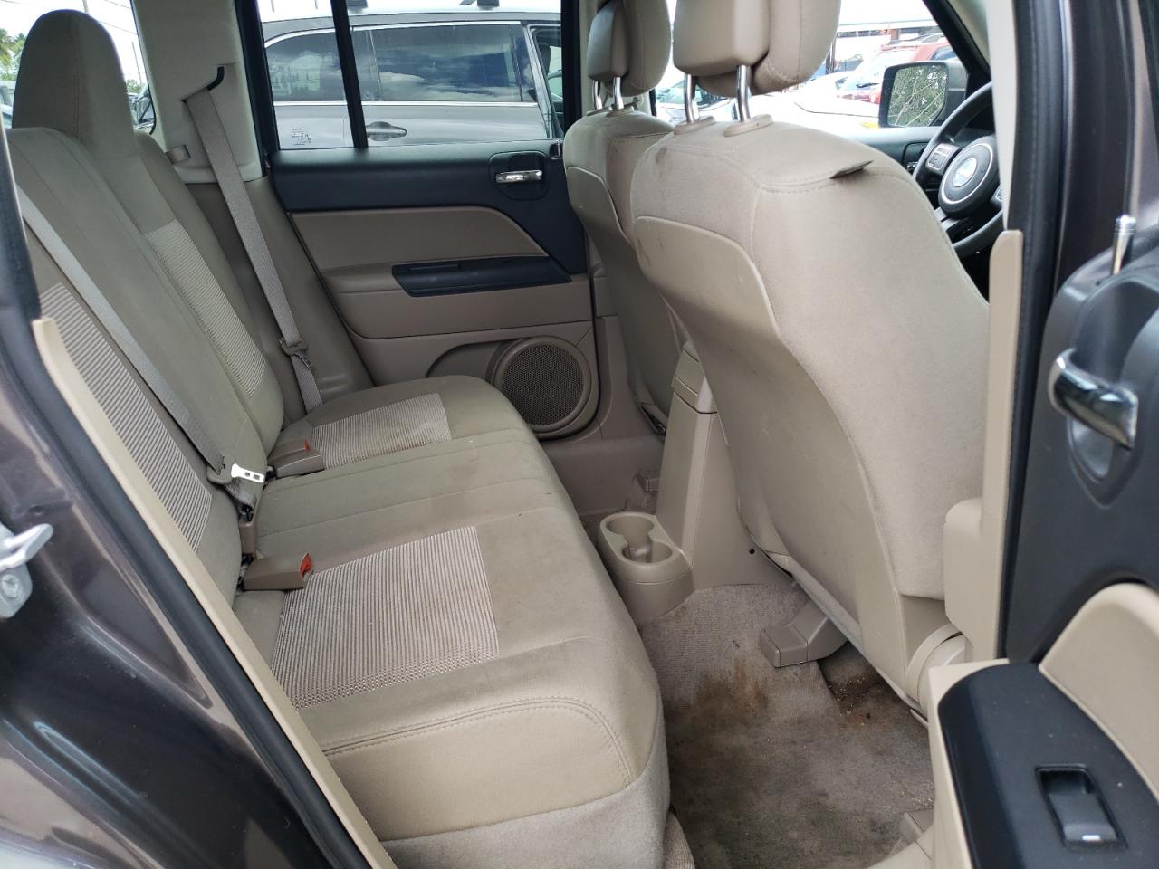 1C4NJPBA1ED844064 2014 Jeep Patriot Sport
