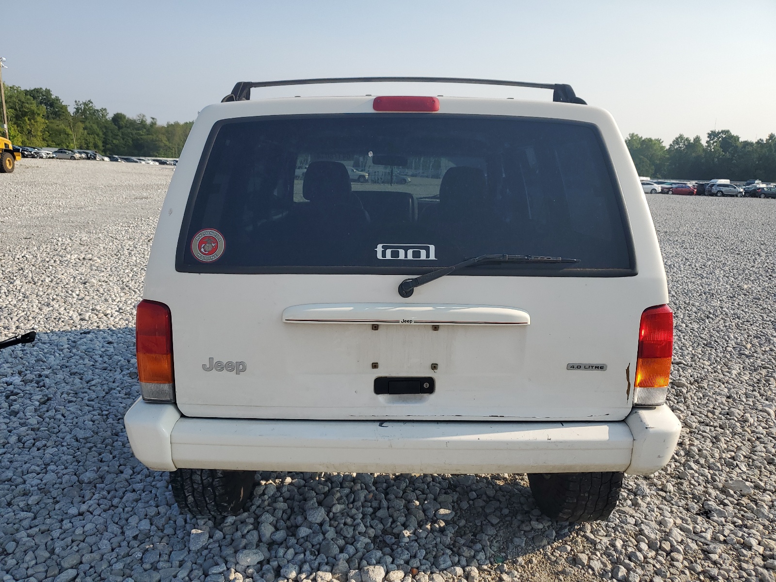 1J4FF58S2YL248928 2000 Jeep Cherokee Classic