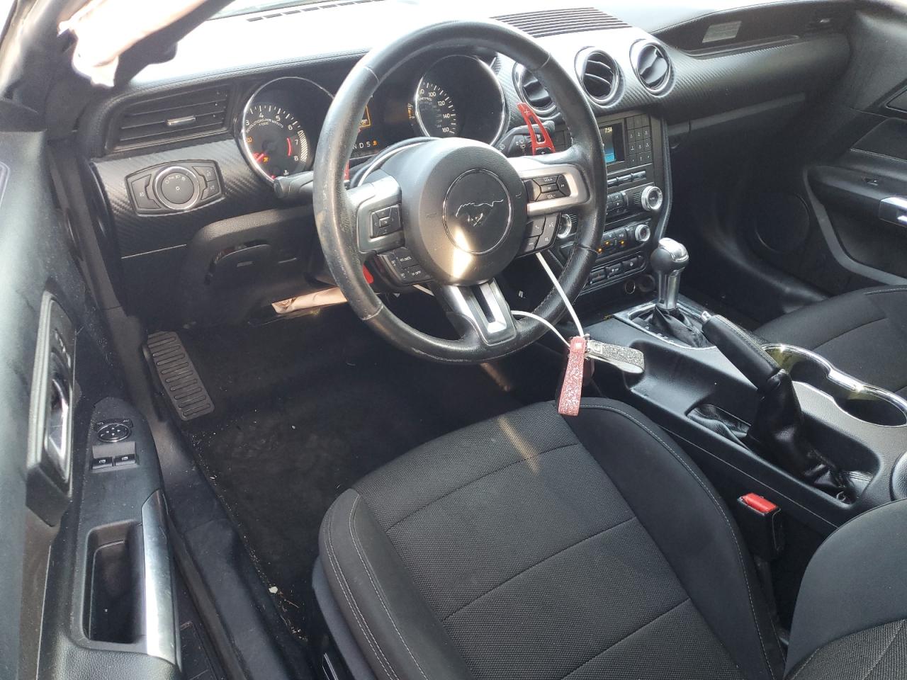 2016 Ford Mustang VIN: 1FA6P8AM1G5220899 Lot: 61944244