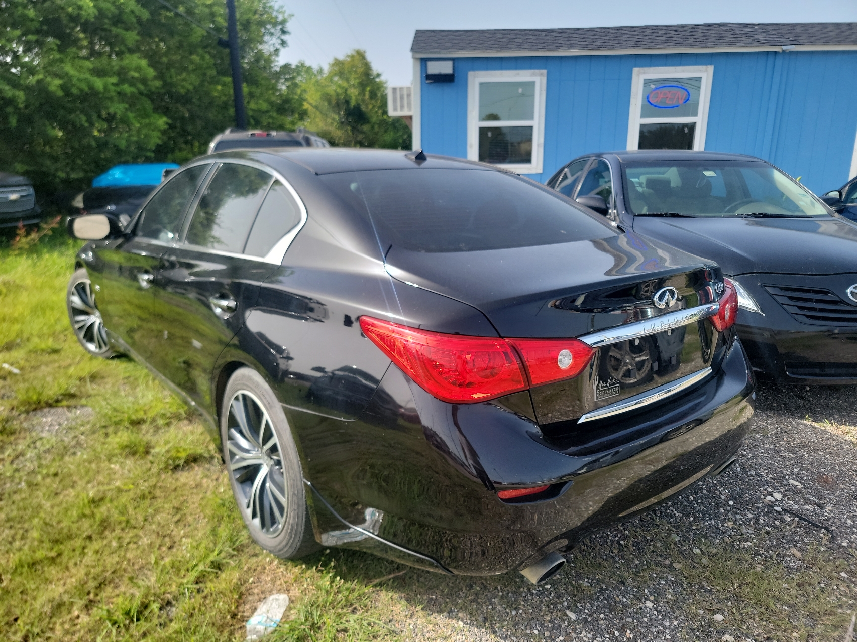 2017 Infiniti Q50 Premium vin: JN1EV7AP8HM741340