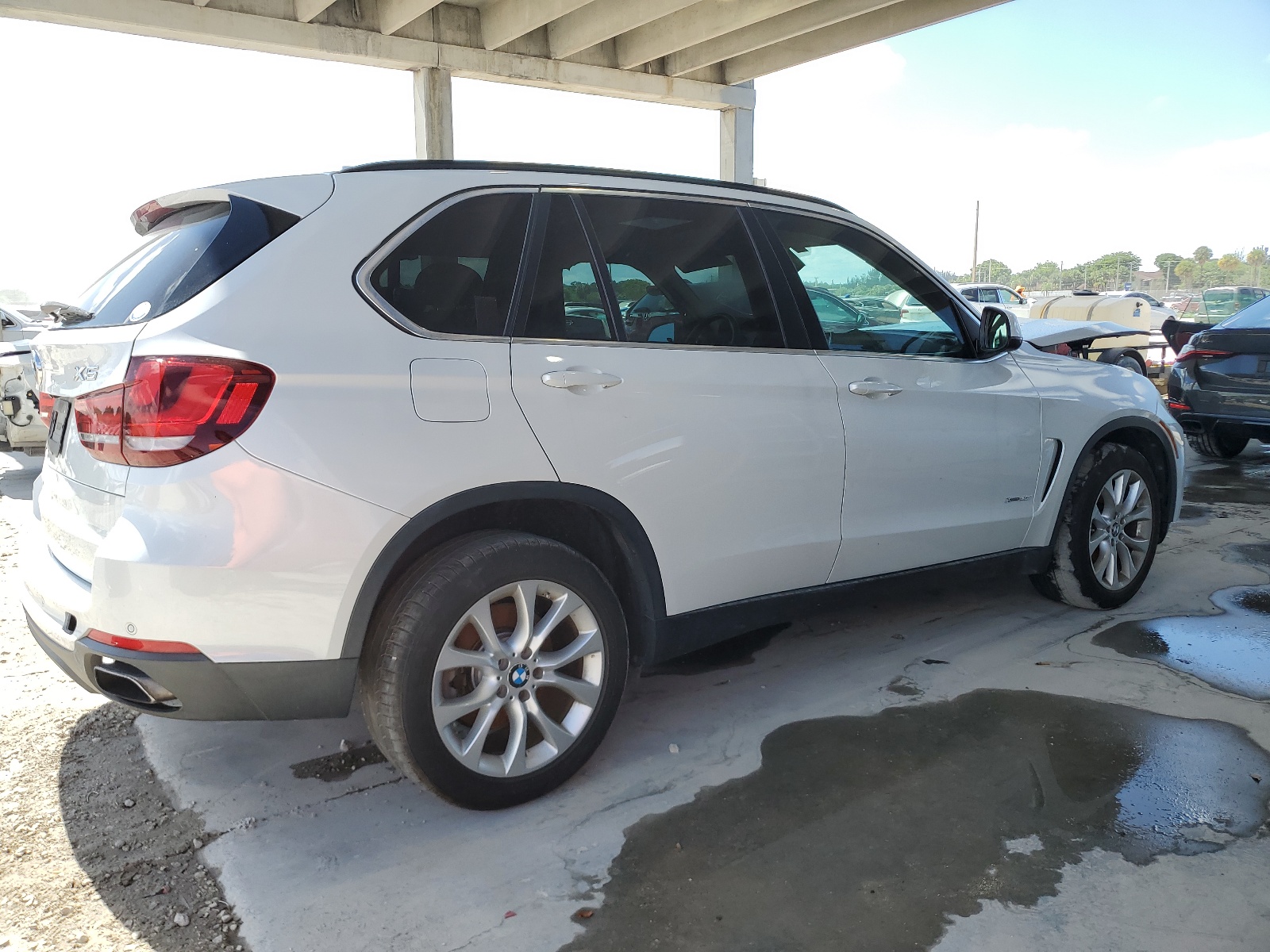 2016 BMW X5 xDrive50I vin: 5UXKR6C52G0J81314