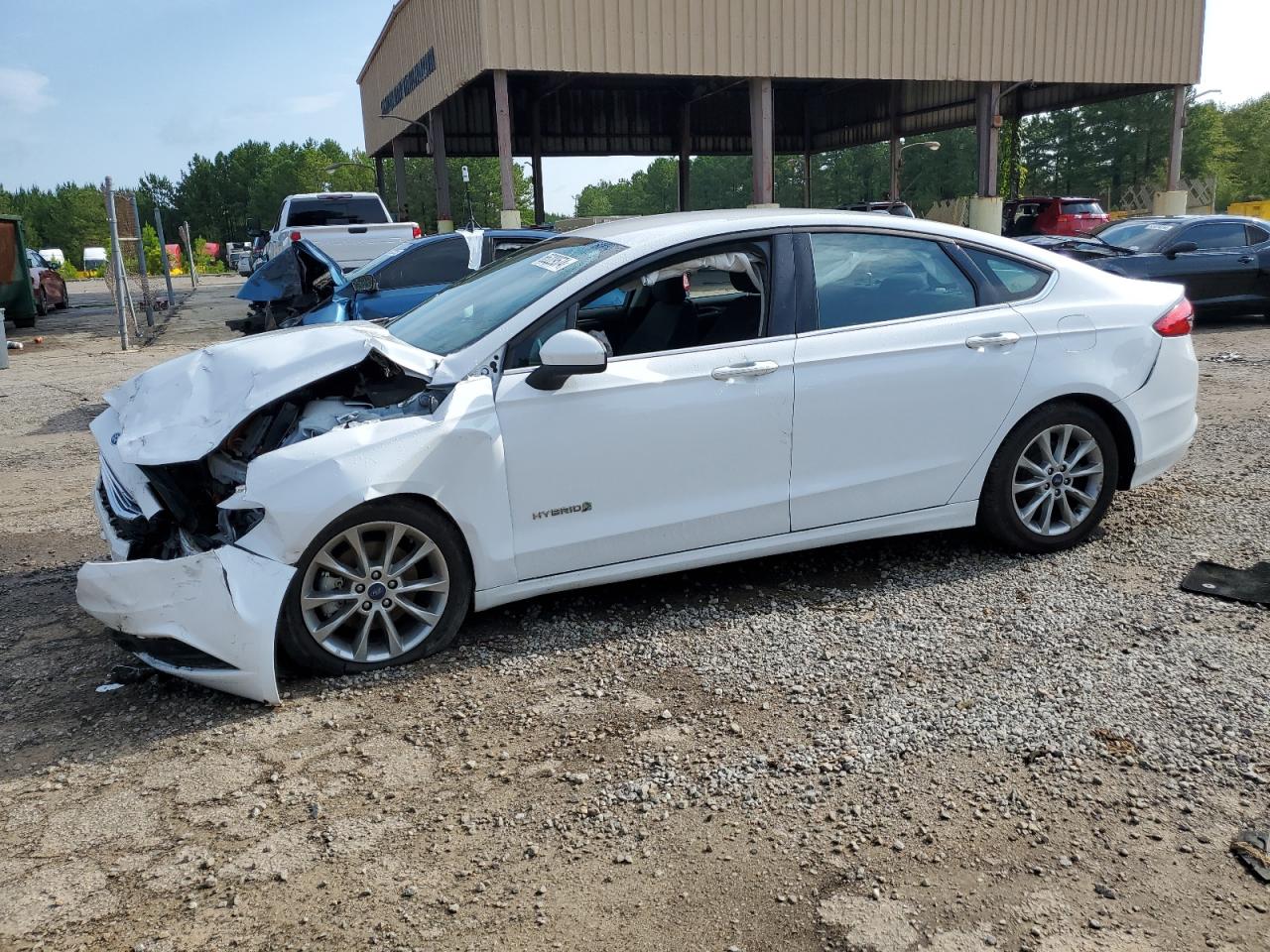 3FA6P0LU2HR386734 2017 FORD FUSION - Image 1