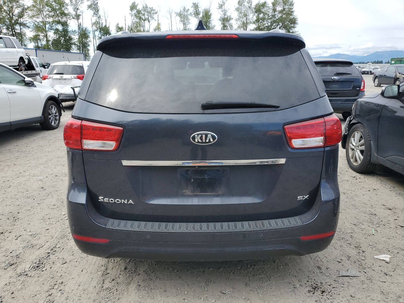 KNDMC5C10F6047528 2015 Kia Sedona Ex