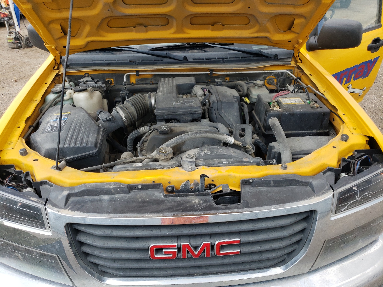 1GTCS146648210105 2004 GMC Canyon