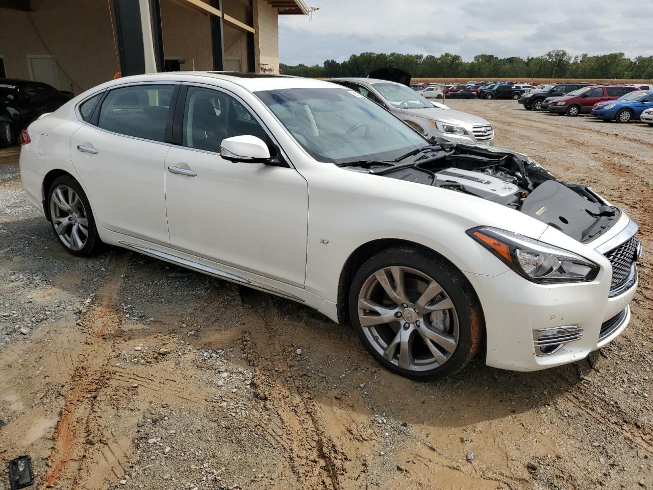 2019 Infiniti Q70L 3.7 Luxe VIN: JN1BY1PP3KM685622 Lot: 63824554